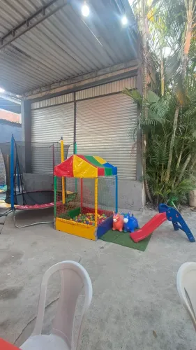 Aluguel de brinquedos, mesas e cadeiras p festas e eventos