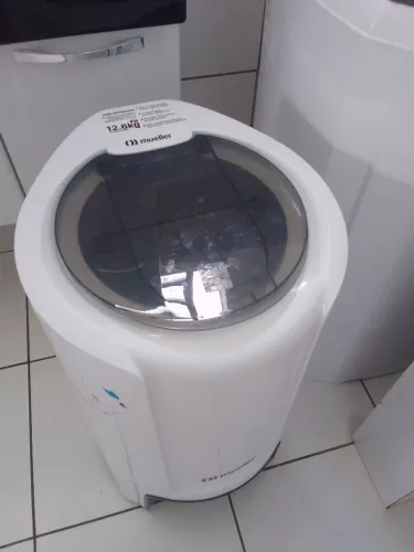 Máquina e centrífuga