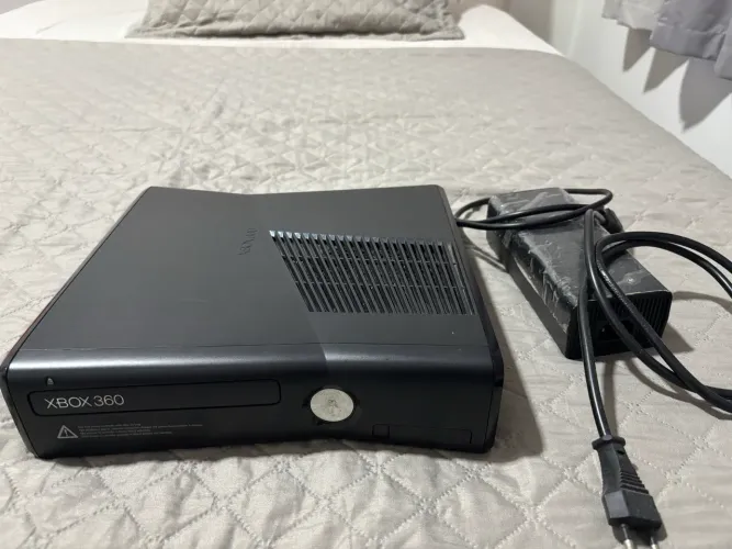 Xbox 360 para retirada de peças ou conserto