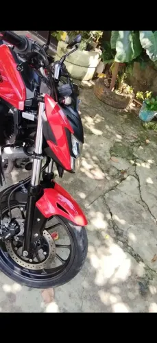 Moto top pouquíssimo Rodada apenas 21 mil km