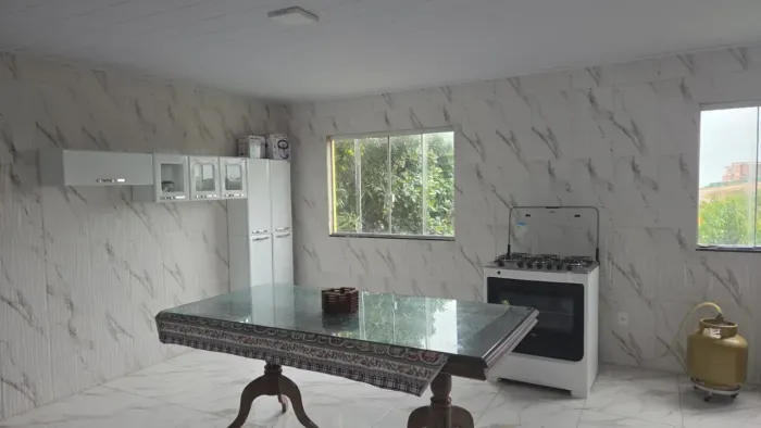 Imóvel para aluguel possui 200 metros quadrados com 3 quartos em Perocão - Guarapari - ES