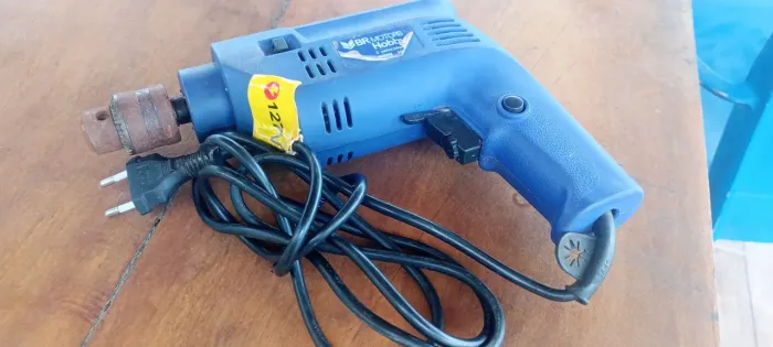 Furadeira BR Motors Hobby 400 W 2 velocidade. 110V
