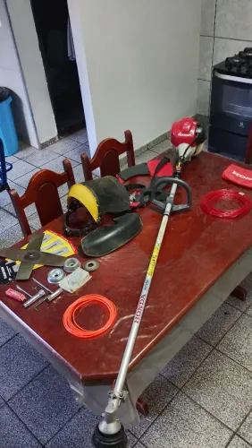 Roçadeira Honda