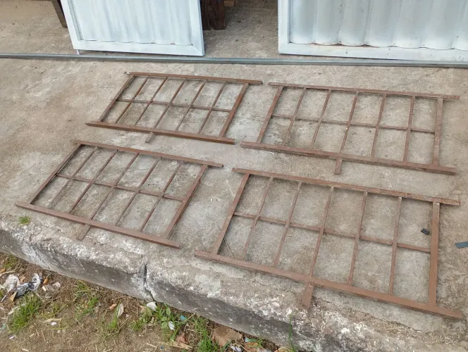 80 reais cada! Grades de varão para ventilação