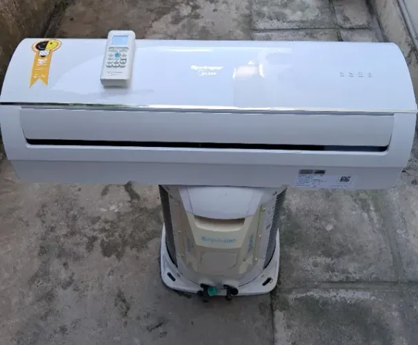 Ar condicionado ja instalado springer Midea 12mil BTUs 