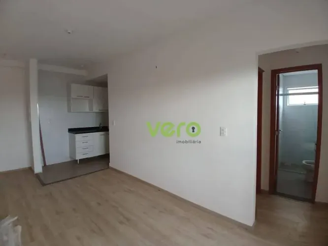 Apartamento com 2 dormitórios para alugar, 59 m² por R$ 1.757,00/mês - Balneário Salto Gra