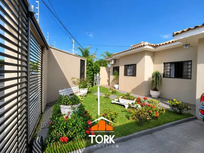 Casa terreno inteiro no Jardim São Sebastião