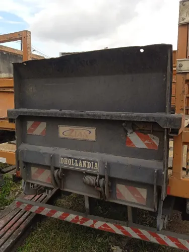 Vendo rampa hidráulica para baú