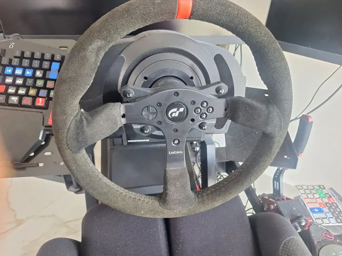 Volante Thrustmaster T300 RS GT Edition - Completo (PS5 / PS4 / PC)