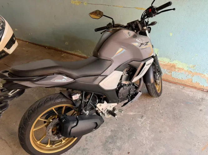 YAMAHA FZ15 2500km