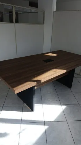 Mesa de Reunião - Seminova