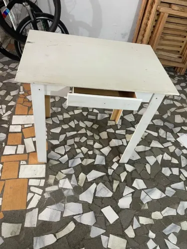 Mesa Mdf 0,90cm com  gaveta