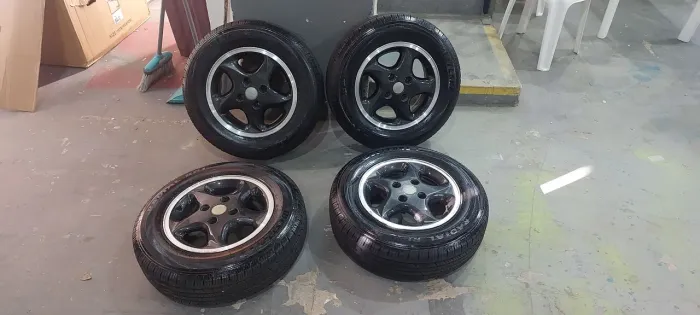 Jogo Roda Aro 14 Ford 4x108 com Pneus Novos