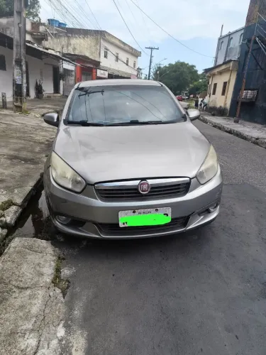 Fiat Grand Siena Essence 1.6 Flex 16V 2014