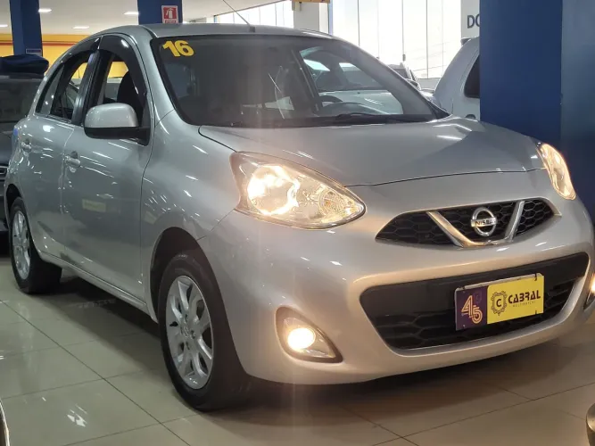 Nissan March SV 1.0 12V Flex 5P 2016