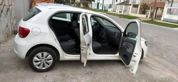 Volkswagen Gol Geração VI City Trendline 1.0 8V MI Total Flex Mec. 4P 2014