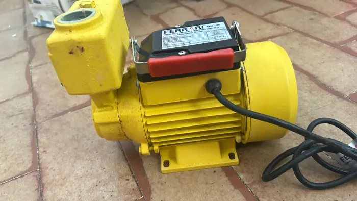 Bomba de água auto aspirante periférica modelo TP8-60