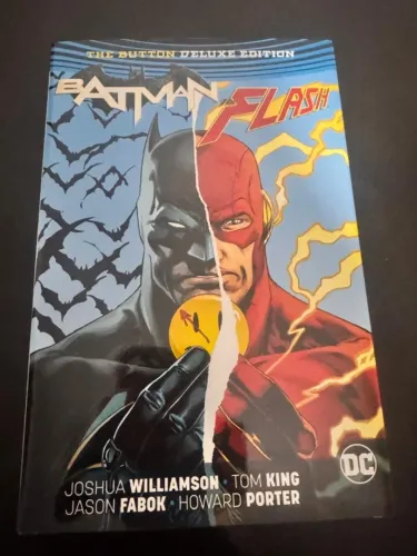 Batman/The Flash: The Button Deluxe Edition