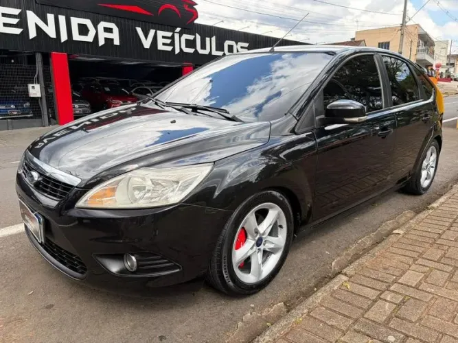 Ford Focus 1.8 16V 5P 2013