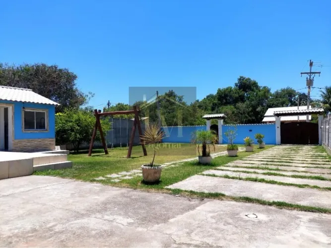 Casa a venda com piscina e churrasqueira em Praia Seca