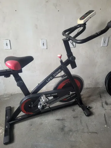 Bike spinning semi nova