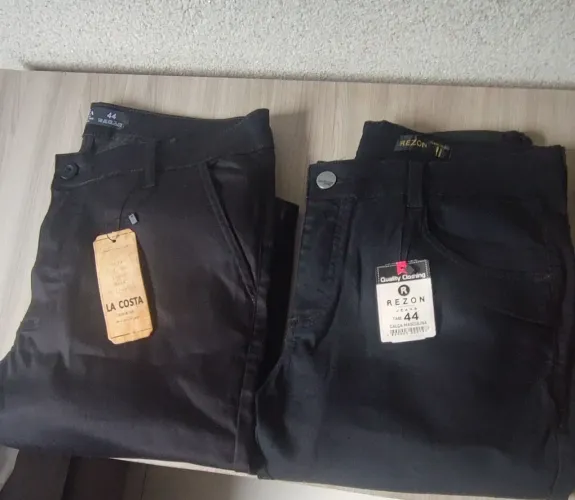 CALÇAS MASCULINAS NOVAS "44"