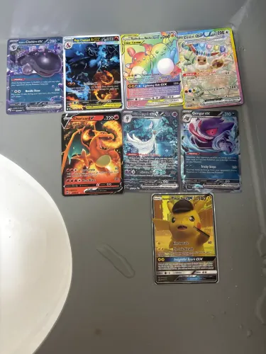 Vendo figurinha belíssima qualidade Negocio