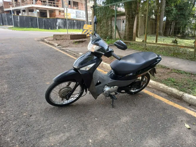 Honda biz 2008 partida elétrica passo no cartão até 24x l