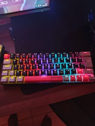 teclado gamer 60%