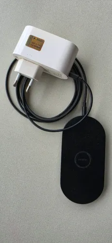 Carregador por indução Nokia