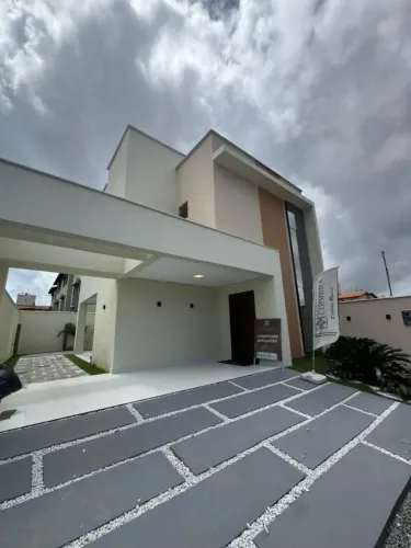 13/ CASA DE ALTO PADRÃO NO ARAÇAGY COM 3 SUÍTES / CONDOMÍNIO FECHADO VILA COIMBRA