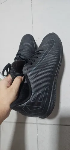 Chuteira NIKE NOVA . Tam 39