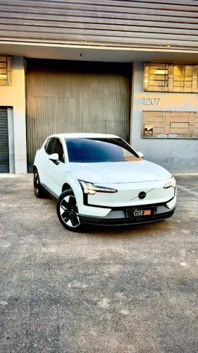 Volvo EX30 E60 Core (elétrico) 2024