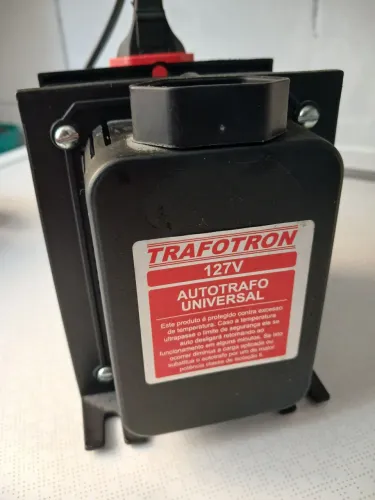 Vendo transformador de energia de 220v para 127 ou 127 para 220v