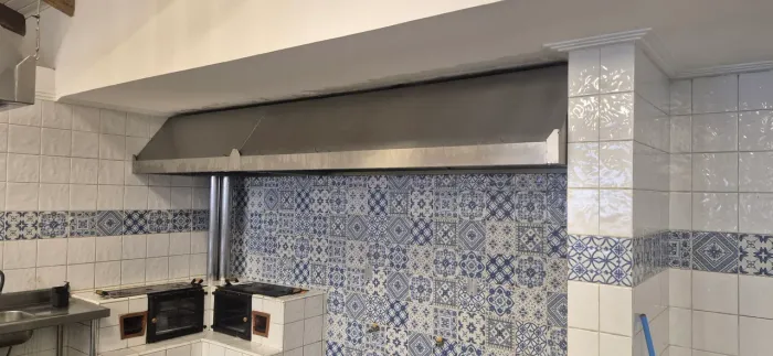 Coifa em Aço Galvanizado,ótimo custo benefício.Fabricação sob medida ,também em Aço Inox.