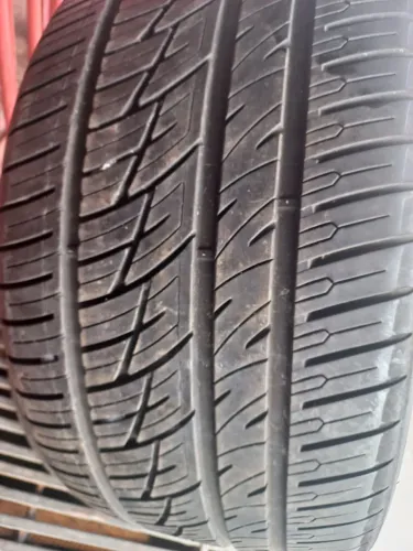 PNEUS  pra automóveis ARO 22