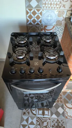 Fogão Electrolux 4 bocas - Modelo 52LPV