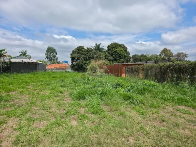 Terreno à Venda 946 m² Chácara Parque Valença II