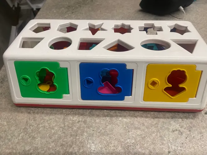 Brinquedo encaixe , 18 peças. Marca Estrela 
