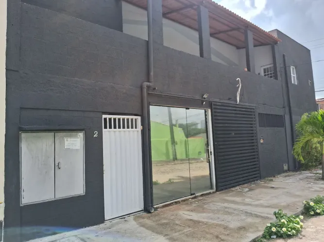 Capim Macio ponto comercial ( 400 mts. da Av. Roberto Freire )