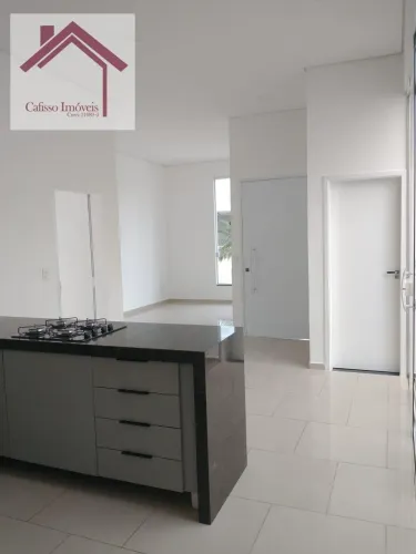 Casa em Villagio Milano Sorocaba com 3 Dormitórios e Suíte