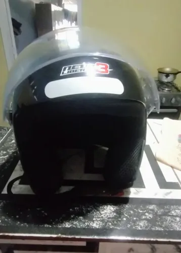 Capacete