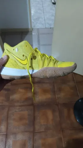 Kyrie 5 bob esponja e Patrick