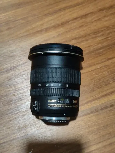Lente 12-24mm Nikon