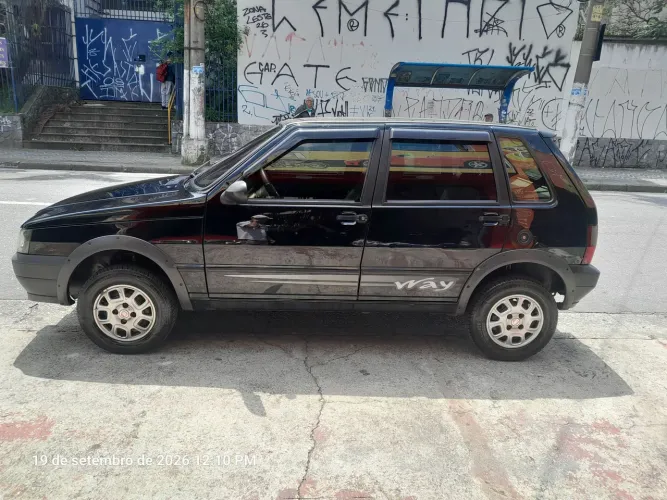 Fiat Uno Mille Celeb. WAY Econ. 1.0 F.flex 4P 2010