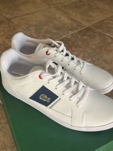 Tênis Lacoste Masculino Branco com Azul-Marinho - Casual e Estiloso