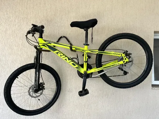 Bicicleta Aro 24 Rino Everest Freio a disco 21v quadro alumín, câmb Shimano cor amar neon