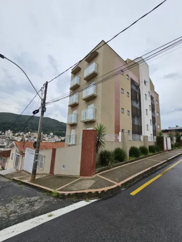 Excelente apartamento de 60,75m² á venda no bairro Nossa Senhora Aparecida em Poços de Cal