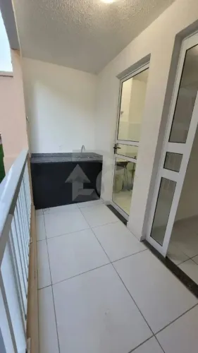 Villas da Praia: Ap com Suíte, Elevador e Varanda Integrada à Cozinha