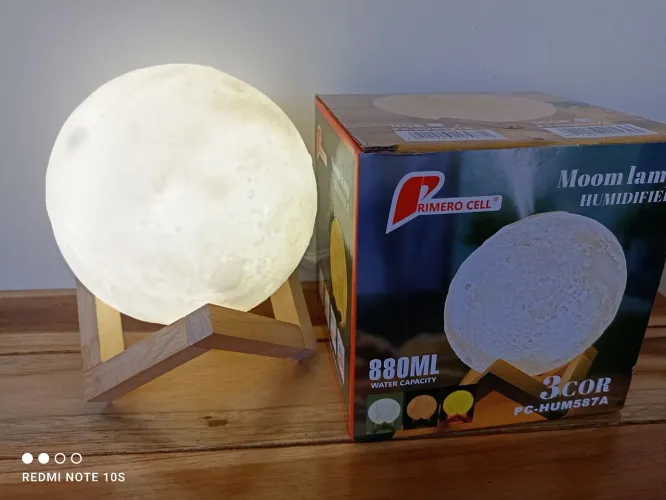Umidificador de ar formato Lua 3D com led RGB / OFERTA IMBATÍVEL